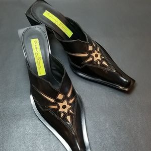 NWOT Materia Prima Open Back Shoes